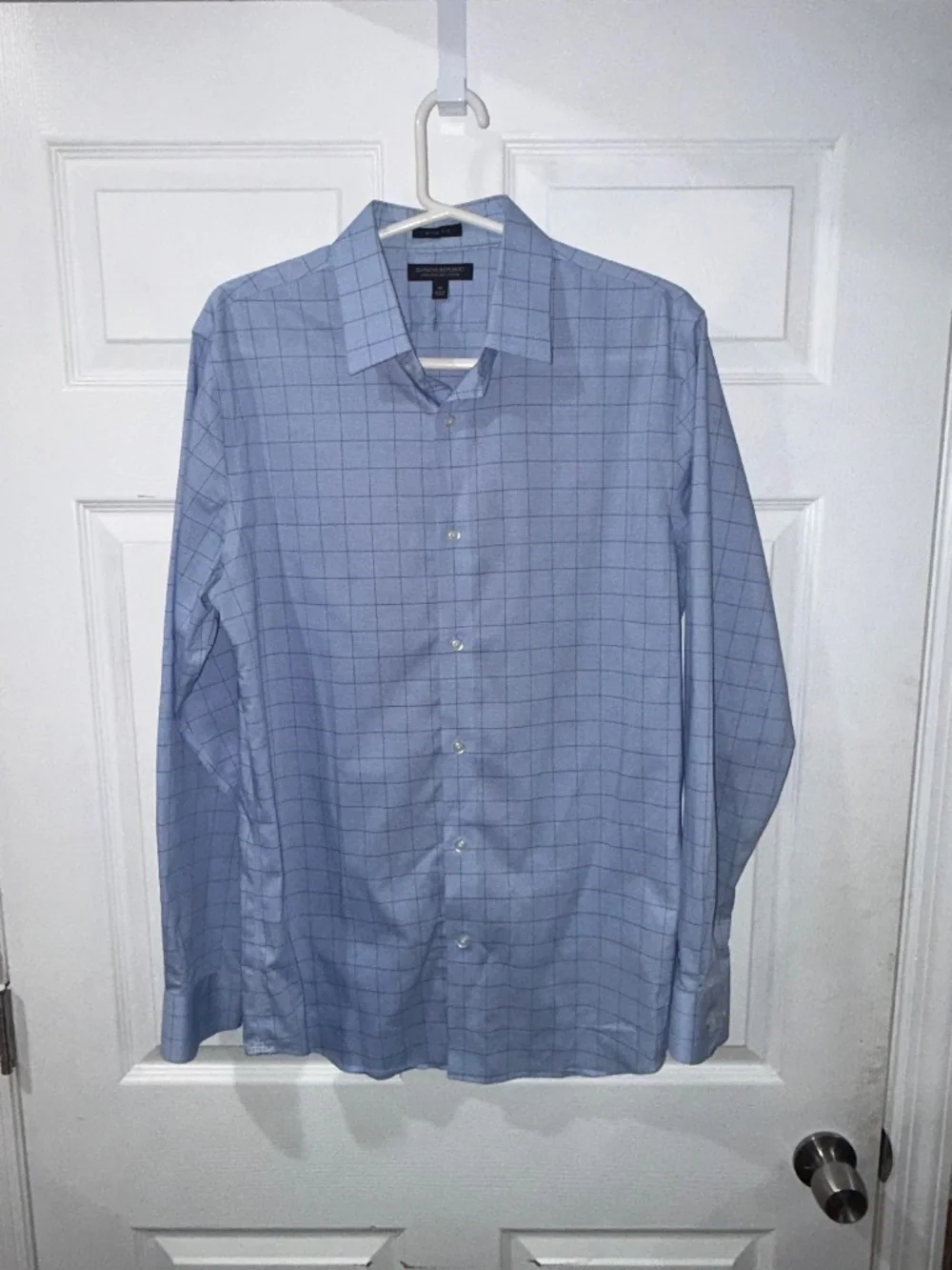 Banana Republic Slim Fit Grid Pattern Long Sleeve Button Down Shirt - LARGE